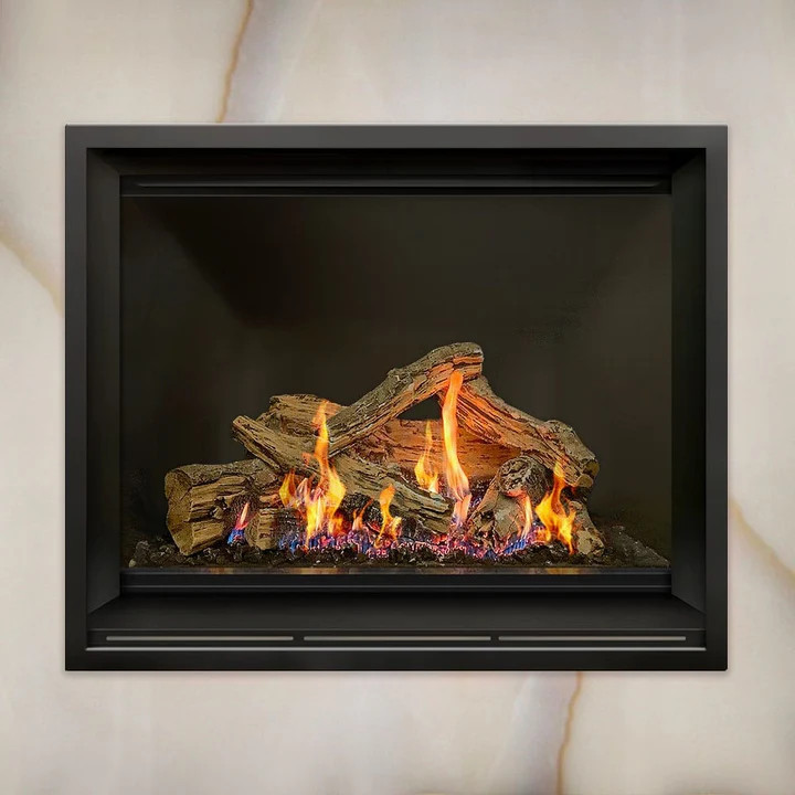 SOLAS THIRTY8 Gas Fireplace